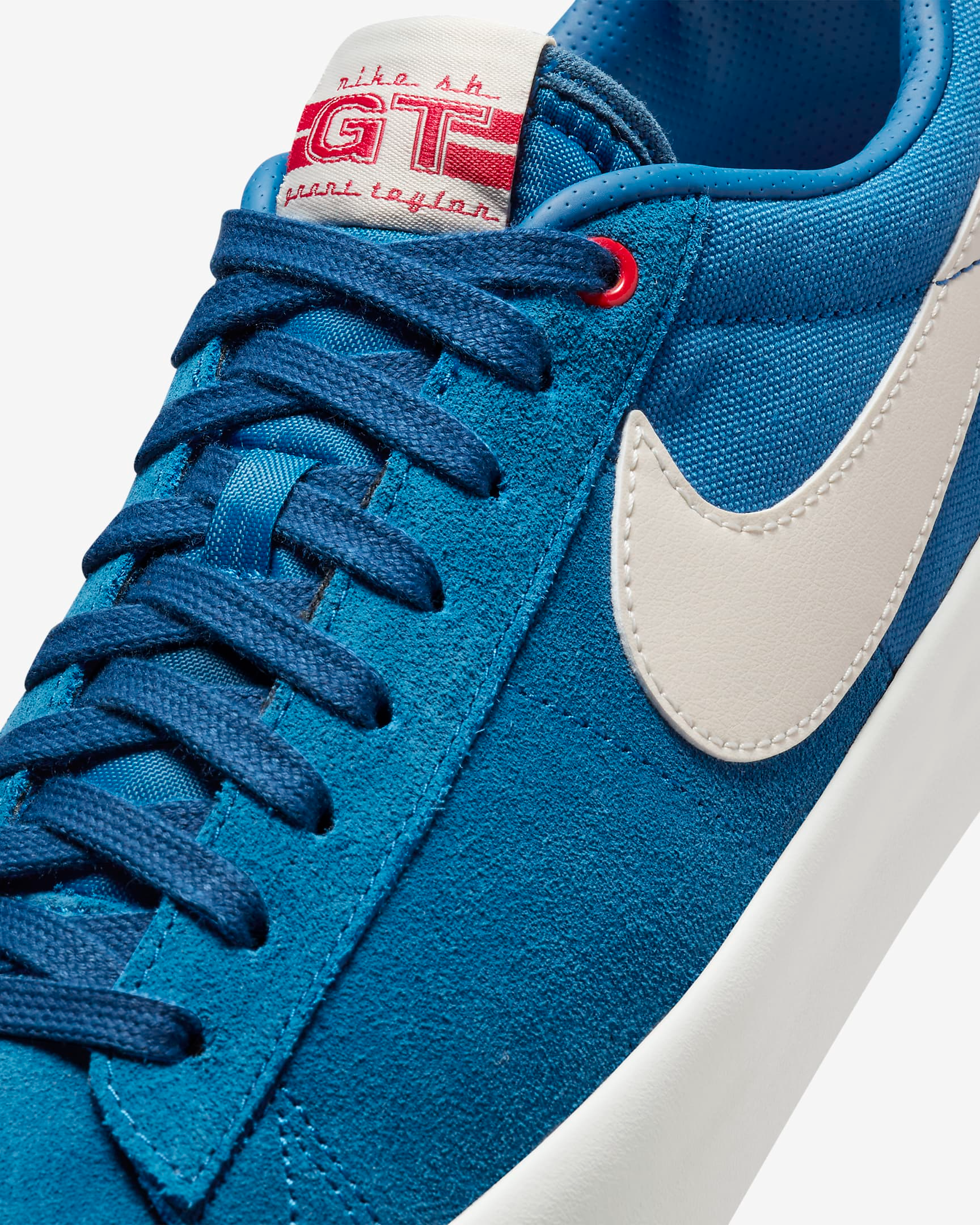 Nike SB Zoom Blazer Low Pro GT Shoes - People Skate and Snowboard