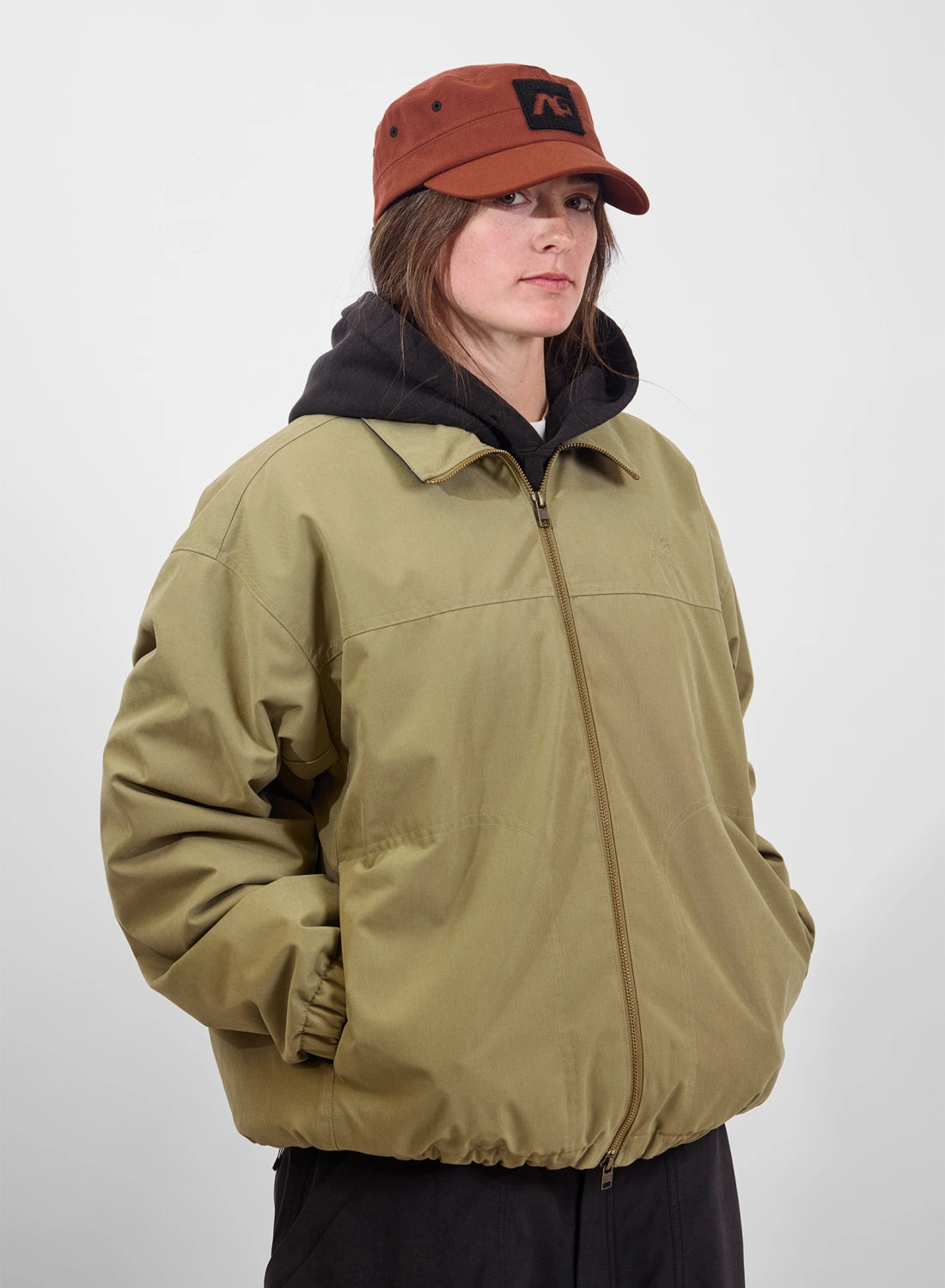 Men's Burton AG Dirtshift Jacket in beige, softshell snow jacket with front view showcasing its outdoor-ready design.