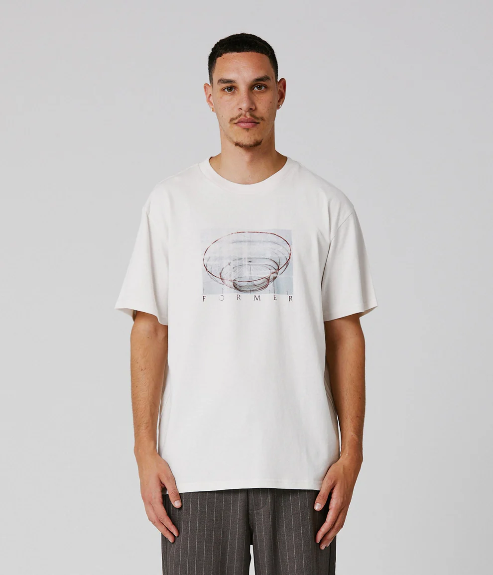 Former Coil Tee size XL - People Skate and Snowboard