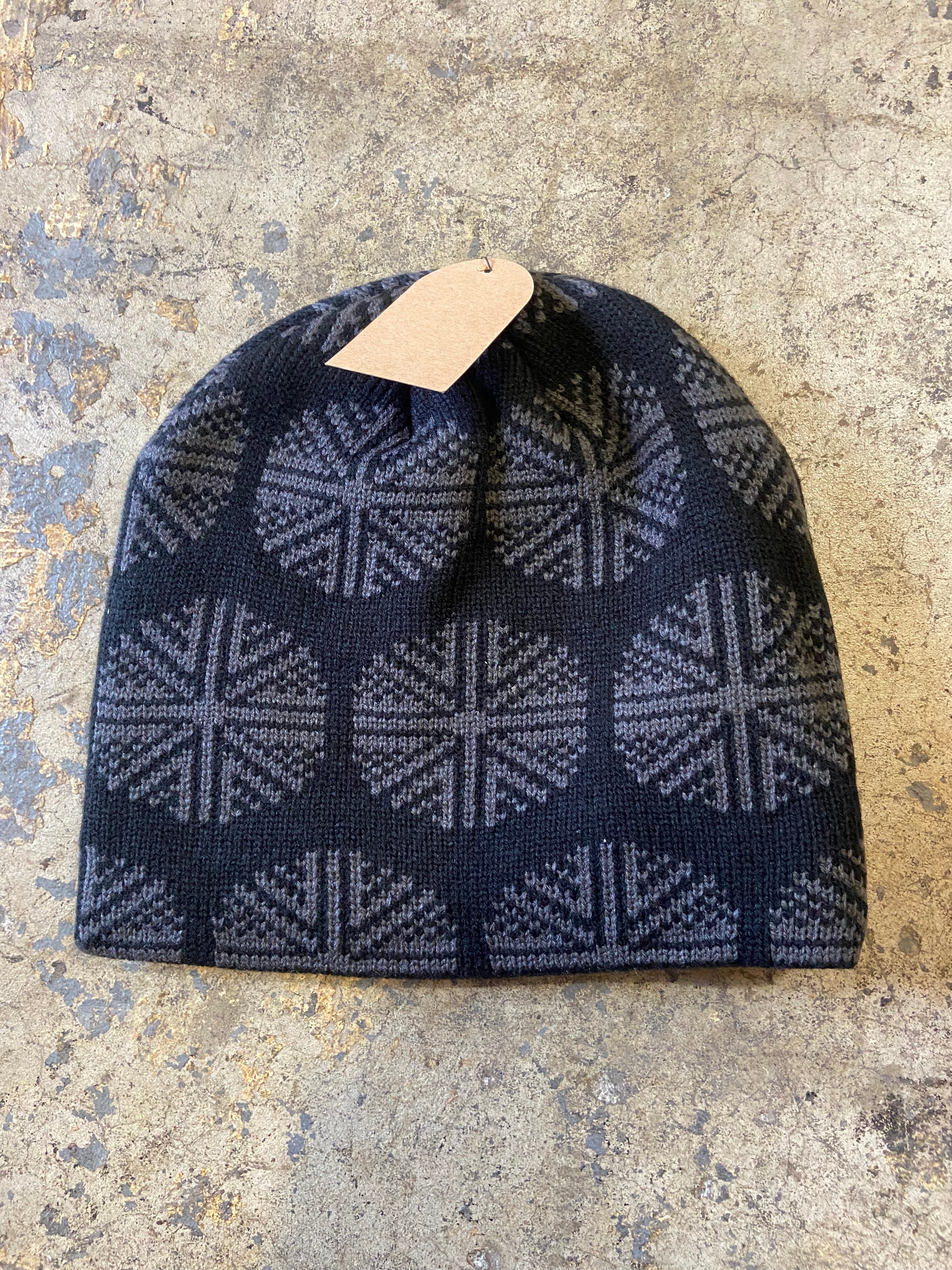 Autumn MTN Skully - People Skate and Snowboard