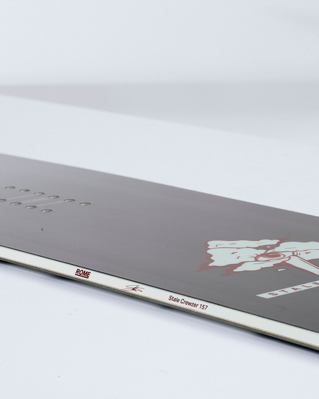 Rome Stale Crewzer Snowboard 2026 - People Skate and Snowboard