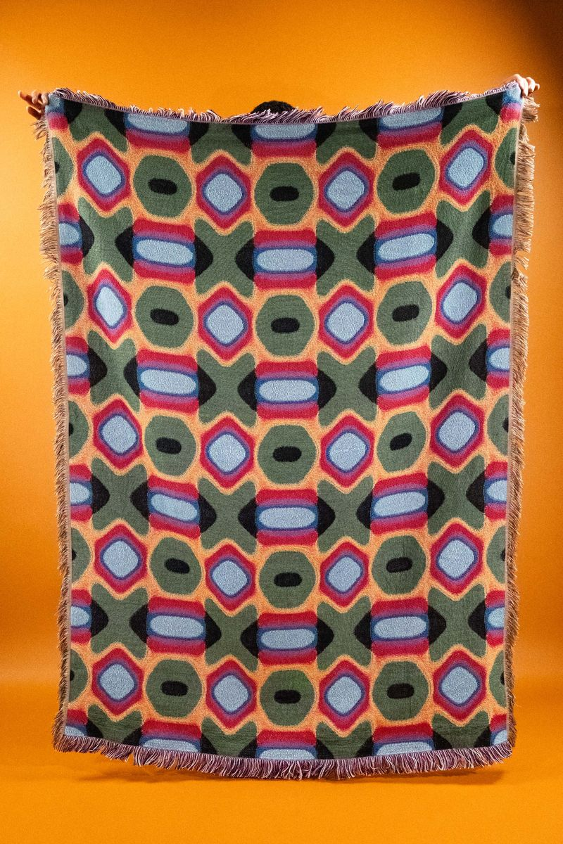 Quasi Colorblind Sofa Set - People Skate and Snowboard