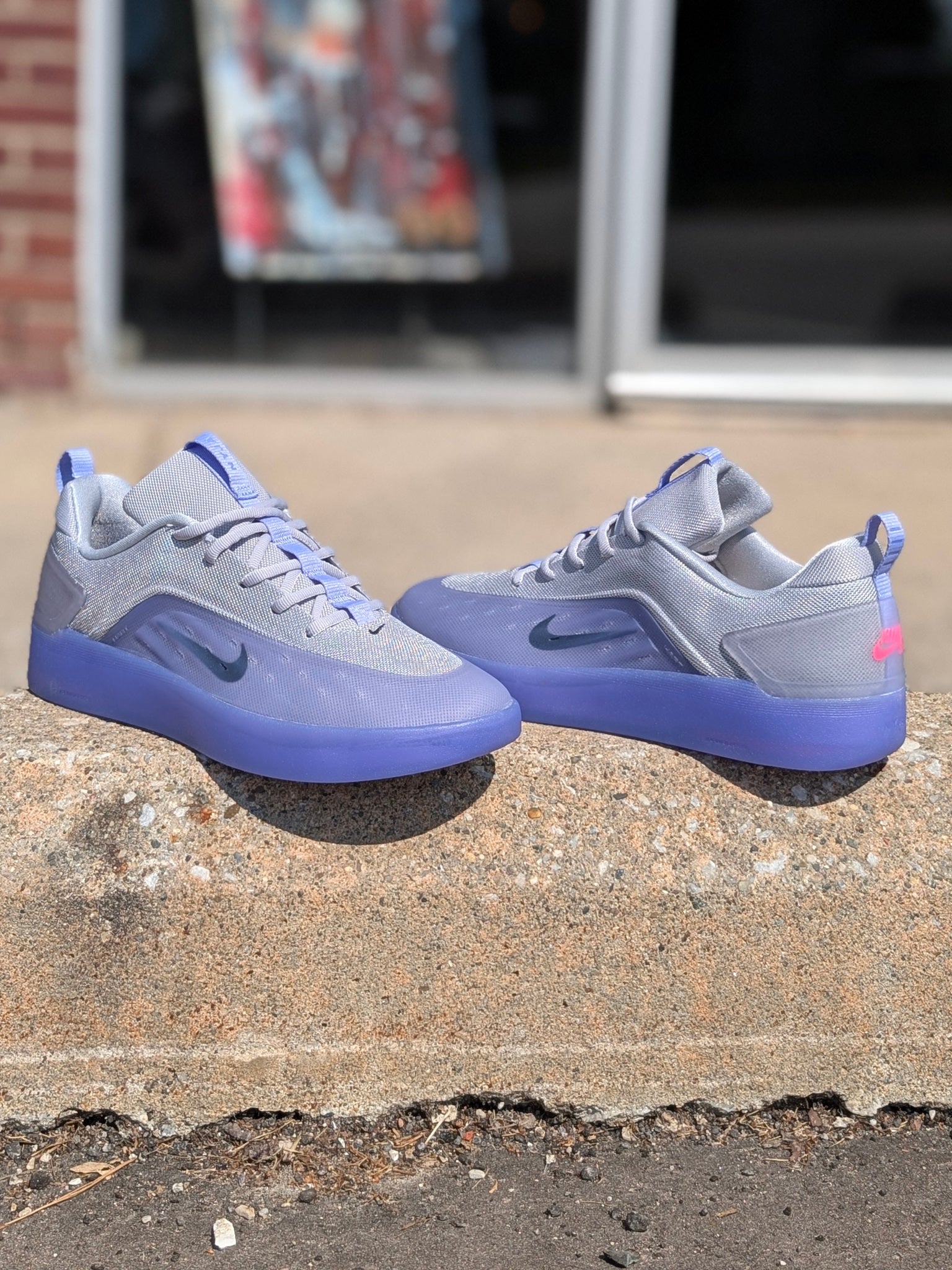 Nike SB Zoom Nyjah 4 Skate Shoes - People Skate and Snowboard