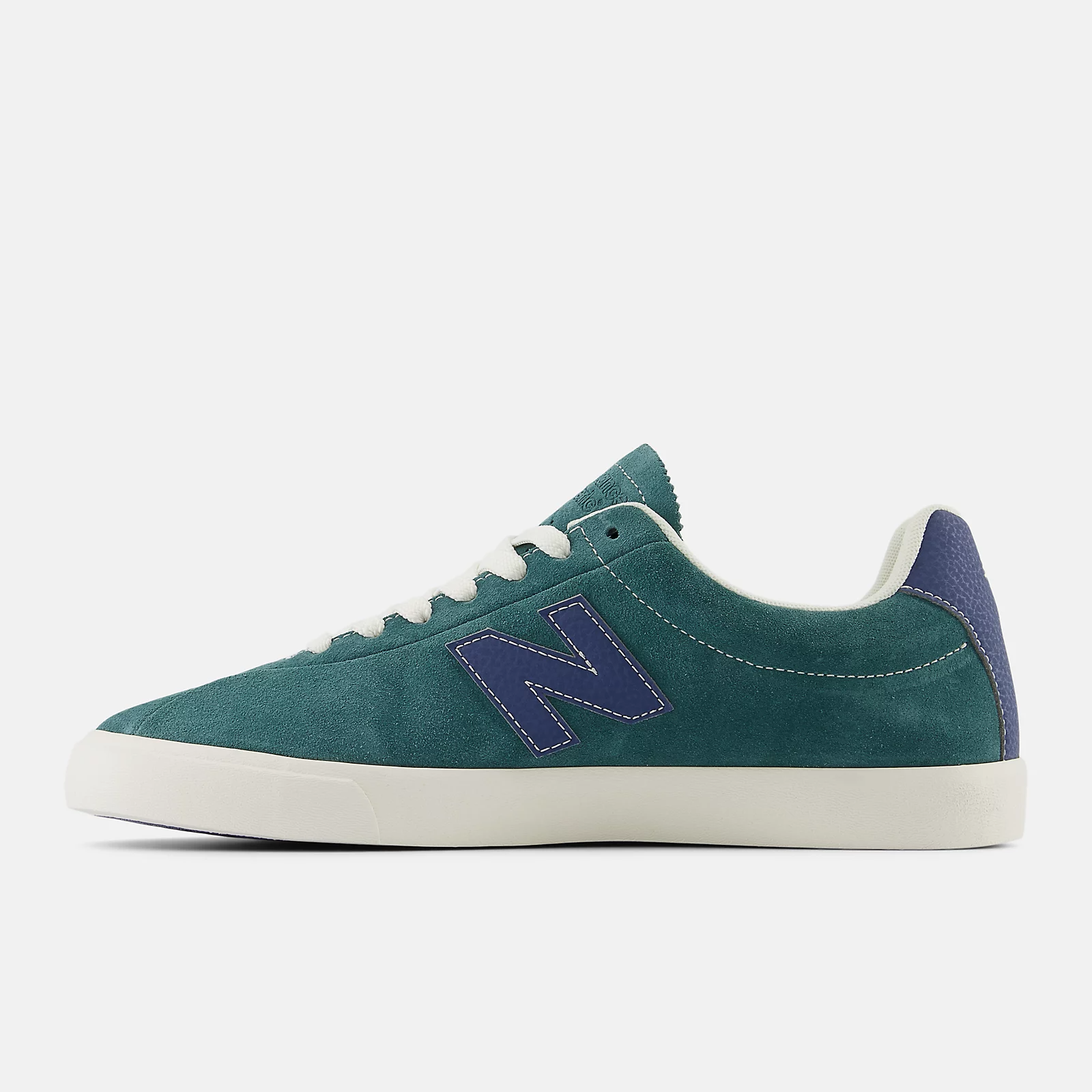 New Balance Numeric 22 - People Skate and Snowboard