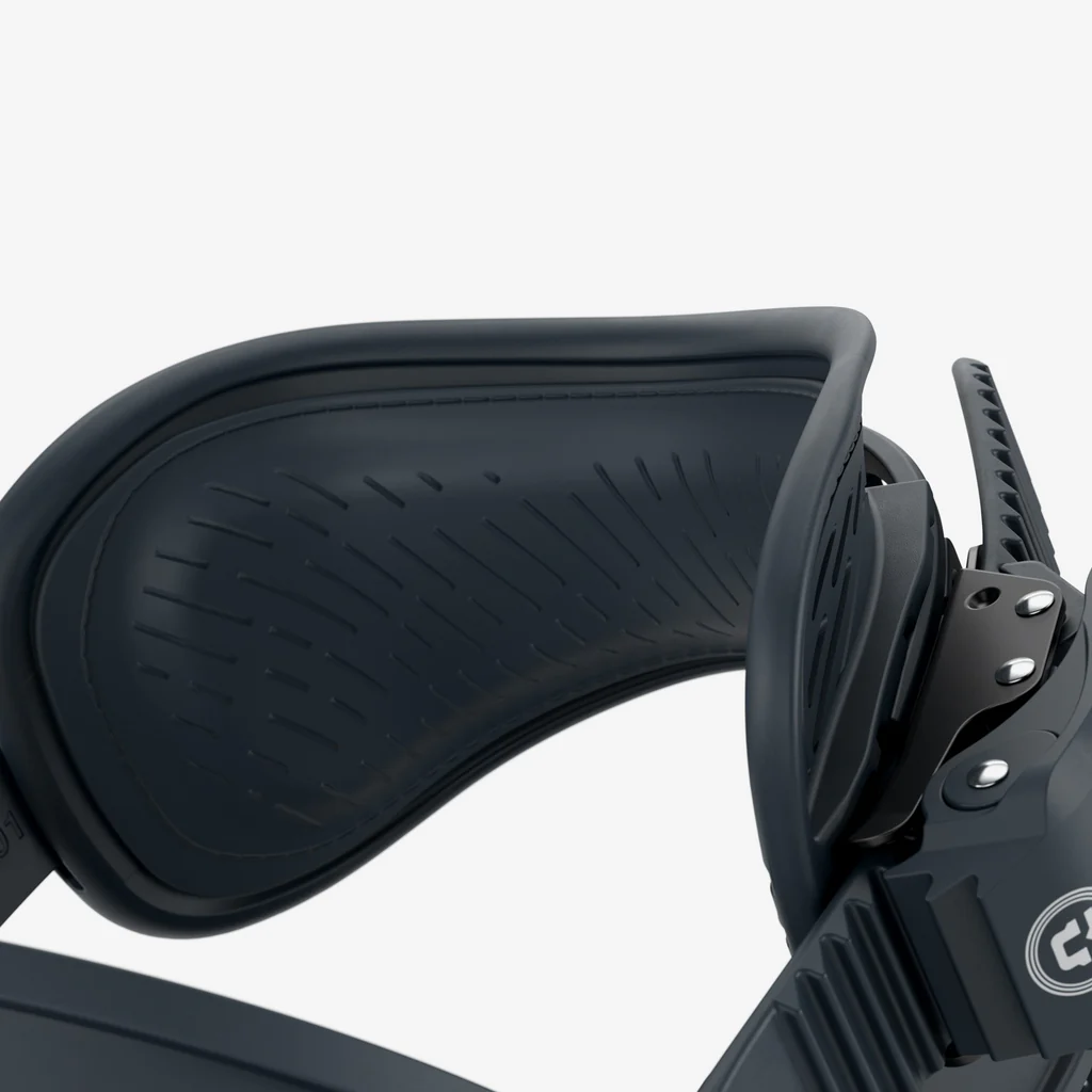 Union Legacy Women's Snowboard Bindings 2026 - People Skate and Snowboard