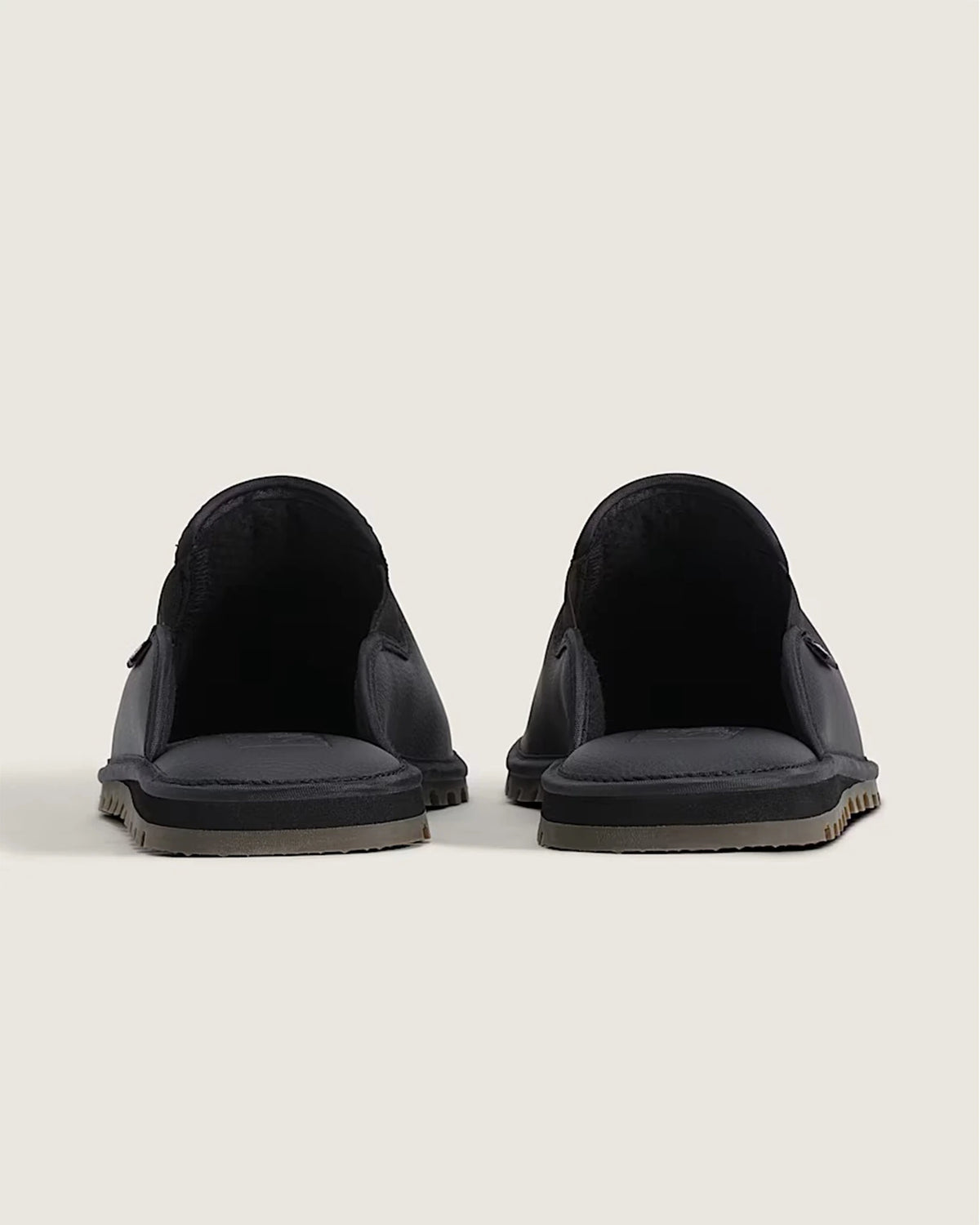 vans mountain mule blackout heels