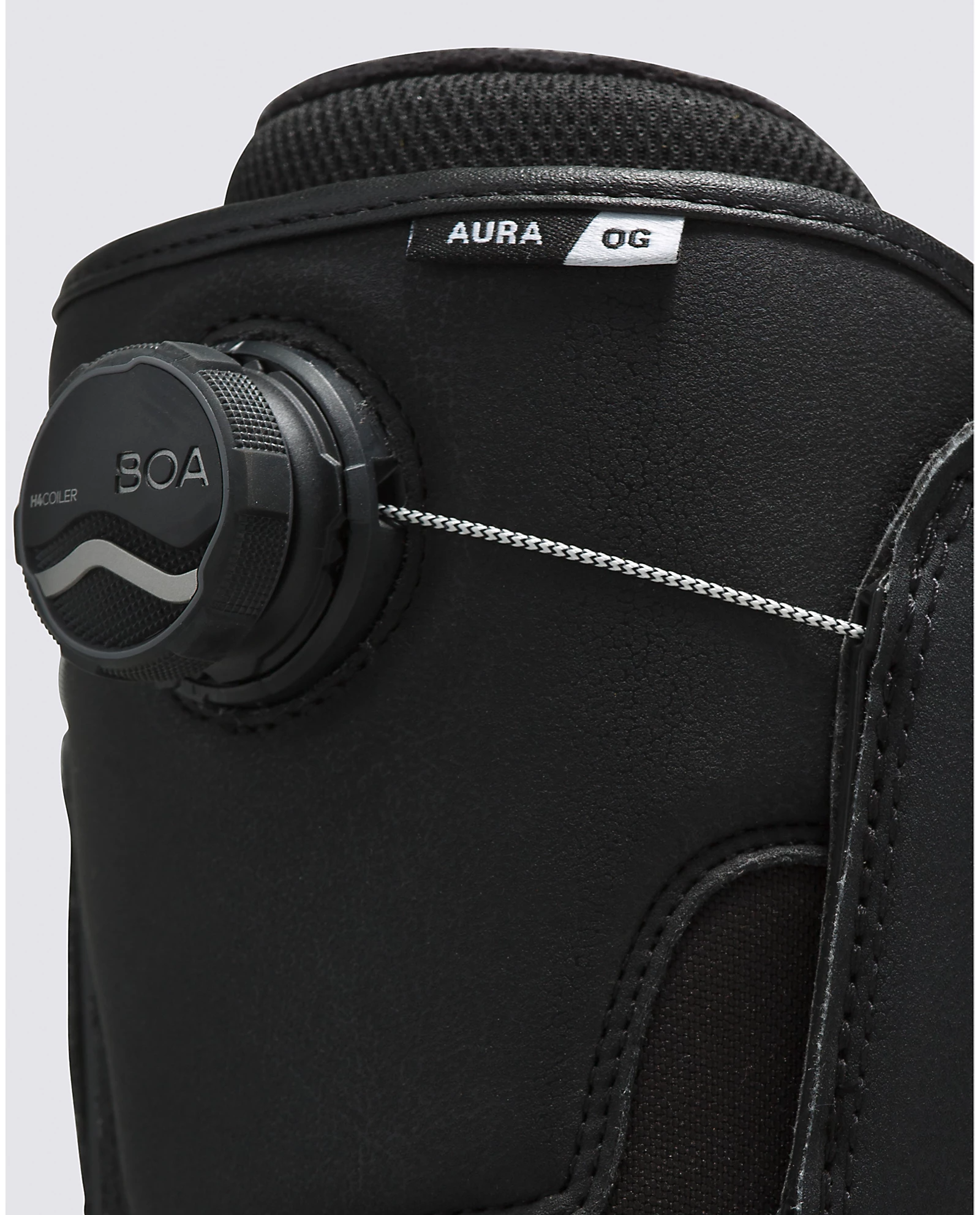 Vans Aura OG BOA Snowboard boot - People Skate and Snowboard