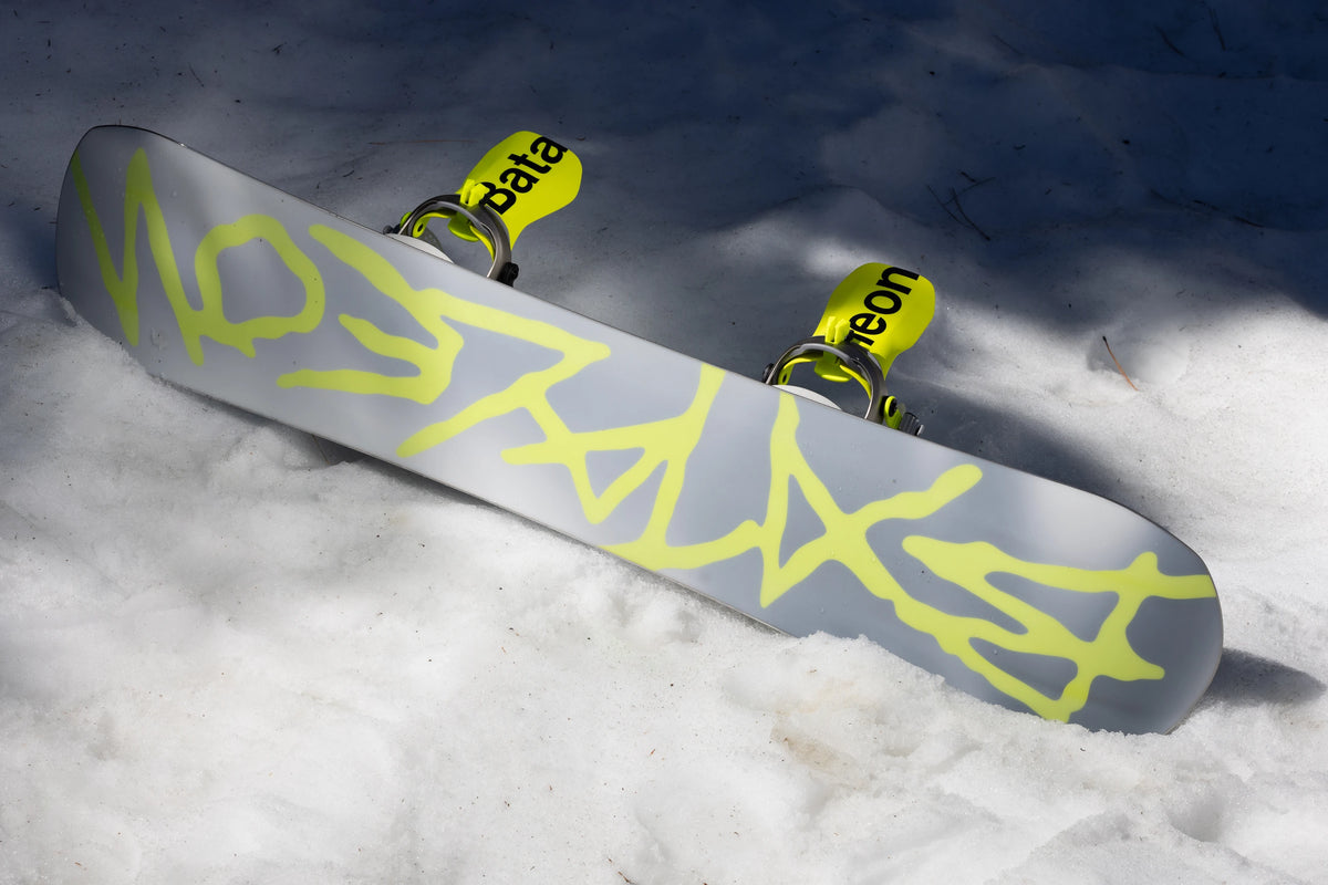 Bataleon 2027 Blaster AW FASE snowboard bindings for men in neon yellow, featuring durable hardgoods design and adjustable straps.