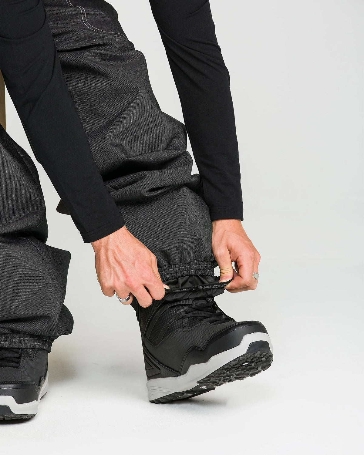 2027 Volcom men's Lapper snow pants in black, side view