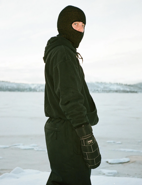 Howl Daily Mitt - People Skate and Snowboard