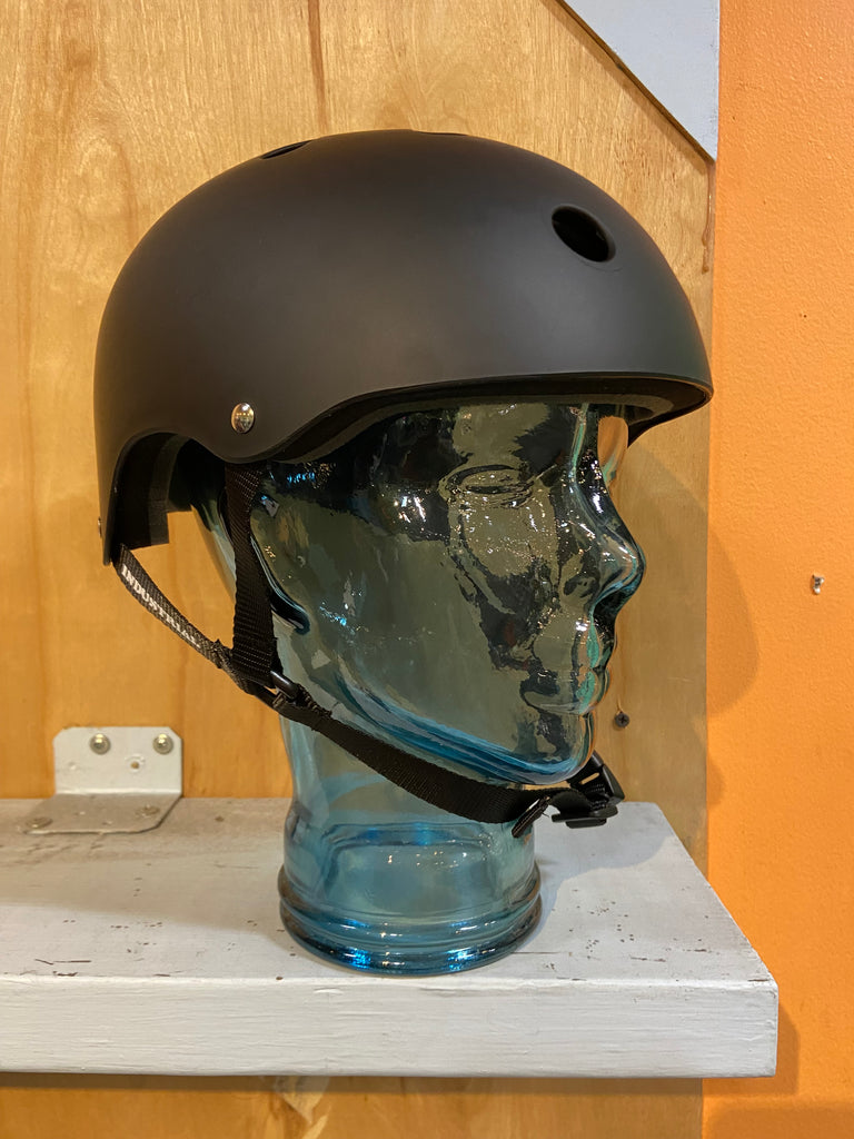 Industrial Skateboarding Helmet - People Skate and Snowboard