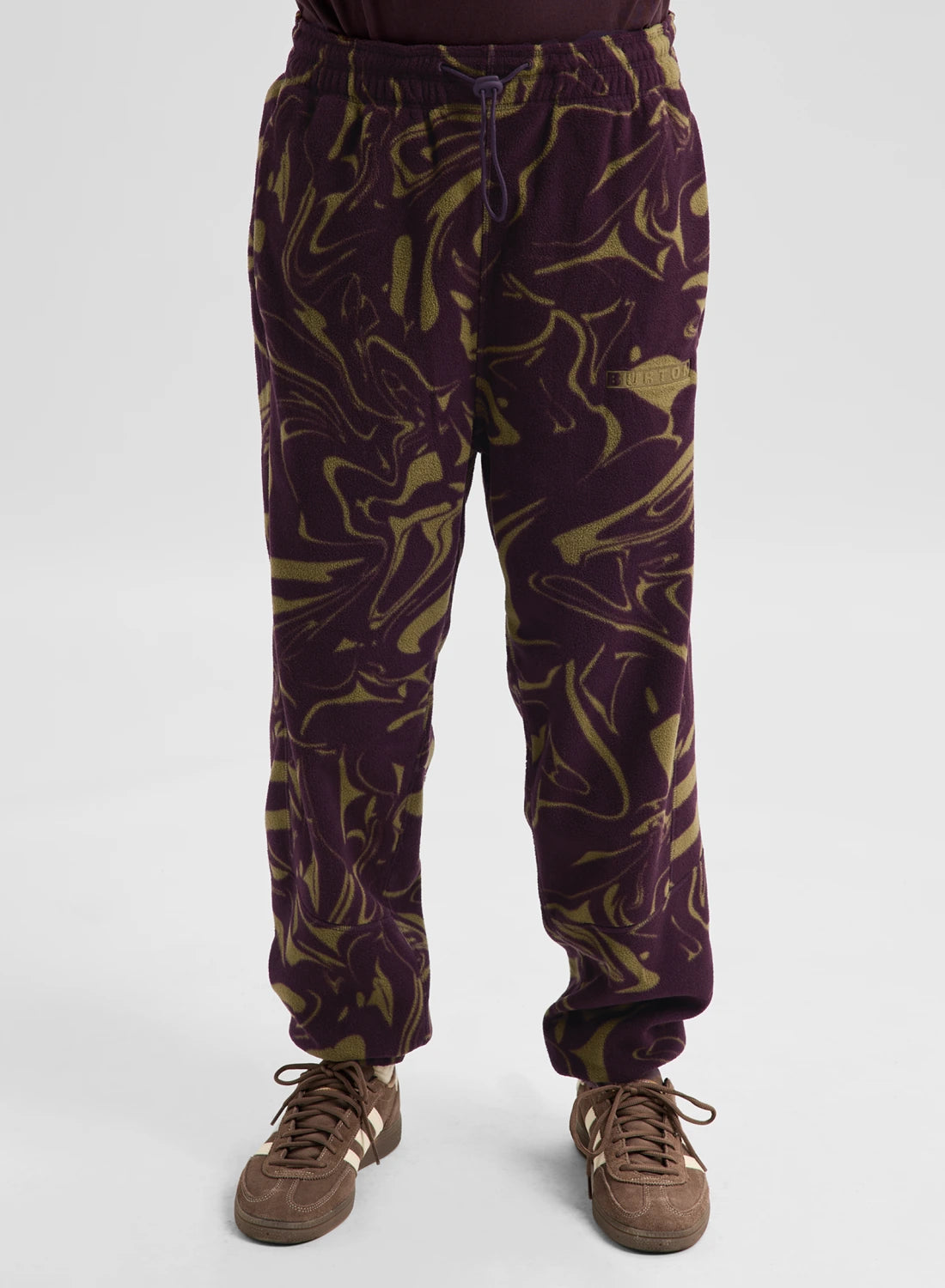Back view of Burton men's Cinder Pants in Liquid Bear Hug color, showcasing the relaxed fit and durable fabric.