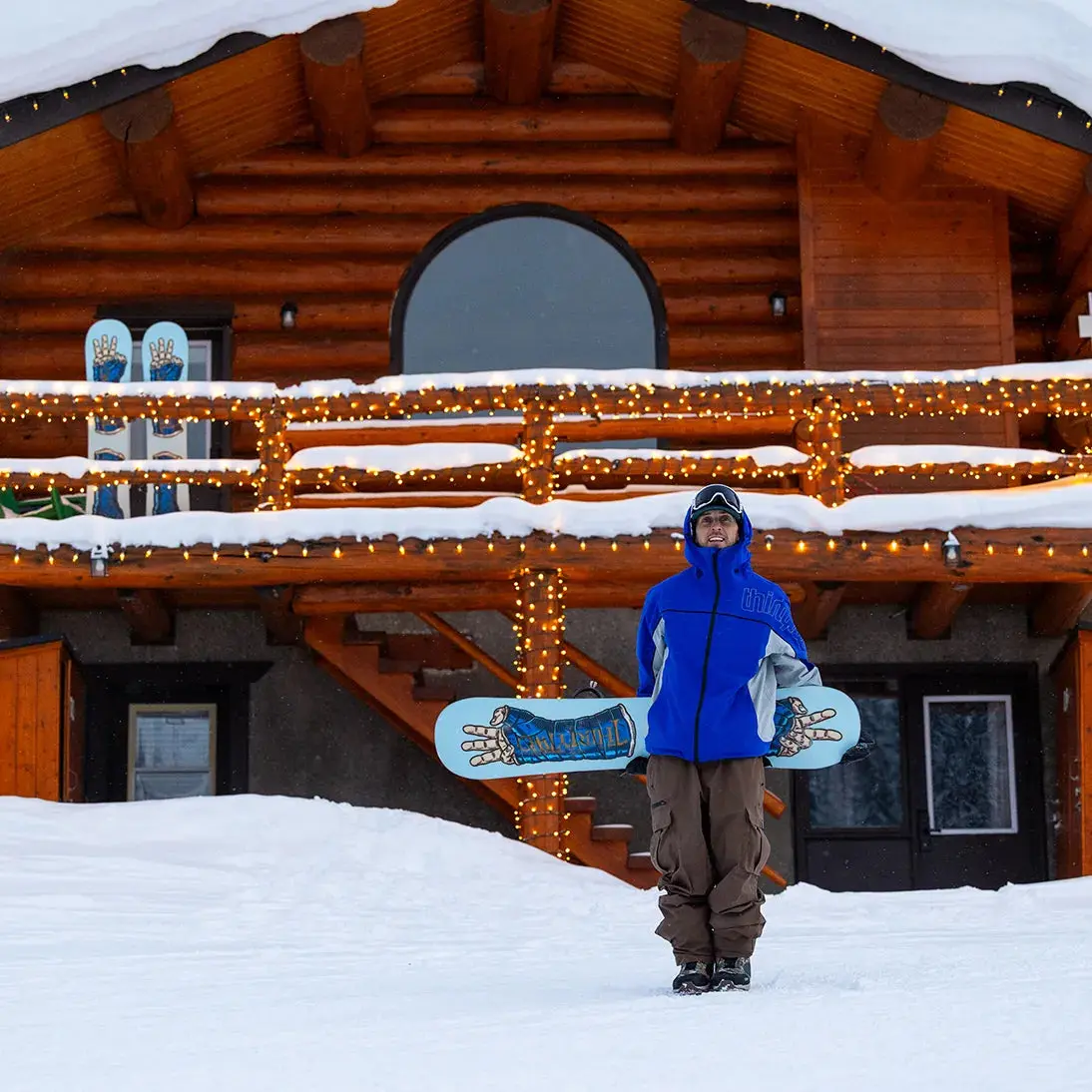 Thirtytwo Middle Earth Pro LTD Scott Stevens Snowboard - People Skate and Snowboard
