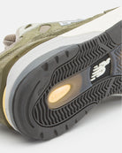 New Balance Numeric Andrew Reynolds 933 - People Skate and Snowboard