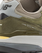 New Balance Numeric Andrew Reynolds 933 - People Skate and Snowboard