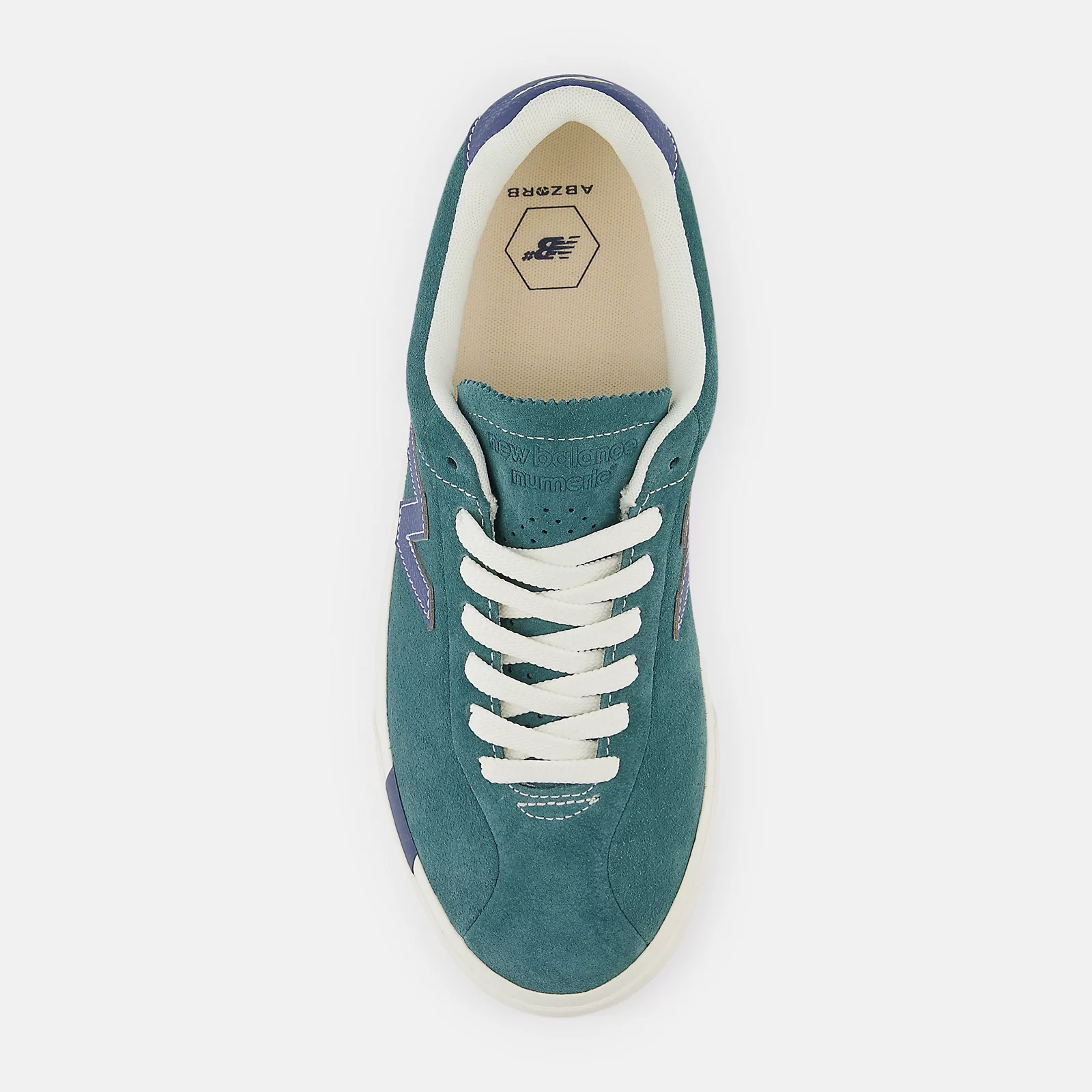 New Balance Numeric 22 - People Skate and Snowboard