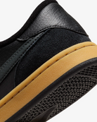 Nike SB FC Classic Shoe - People Skate and Snowboard