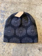 Autumn MTN Skully - People Skate and Snowboard