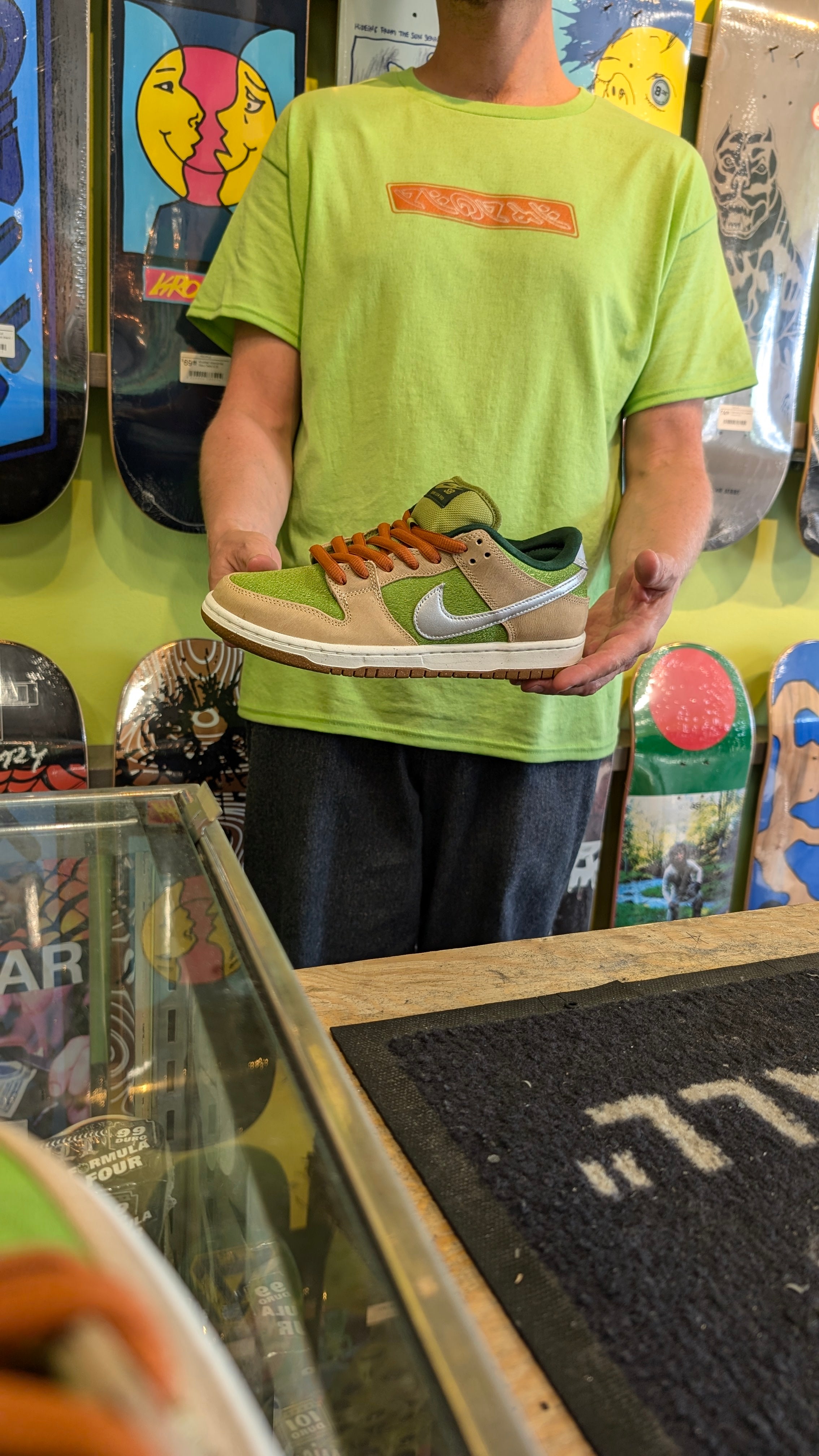 People Escargot Taken Out Tee - People Skate and Snowboard