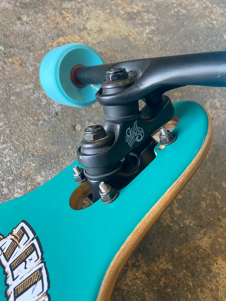 Sector 9 Mini Lookout Wreckage Complete - People Skate and Snowboard