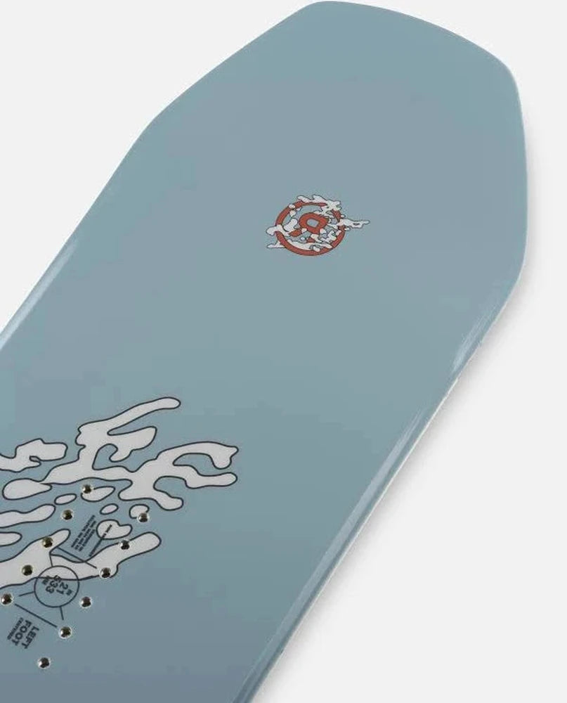 RIDE Zero 2027 snowboard – nose and topsheet