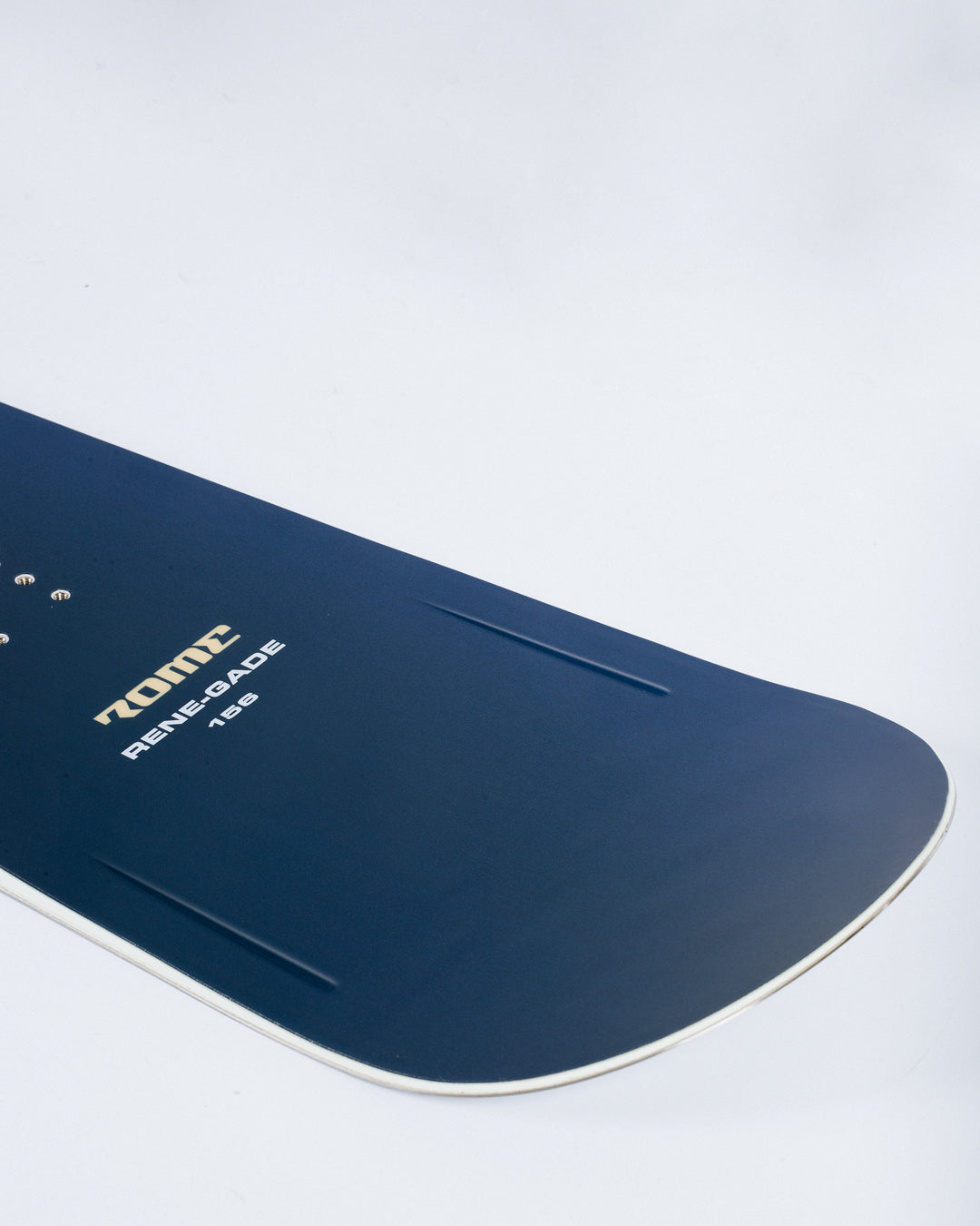 Rome Rene-Gade Snowboard 2026 - People Skate and Snowboard