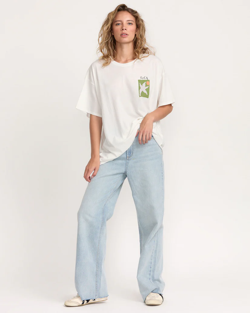 RVCA Baggy Tee - People Skate and Snowboard