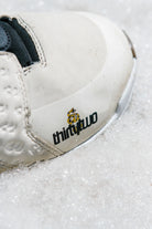 ThirtyTwo Lashed Fava snowboard boots in white, black and yellow, detailed view