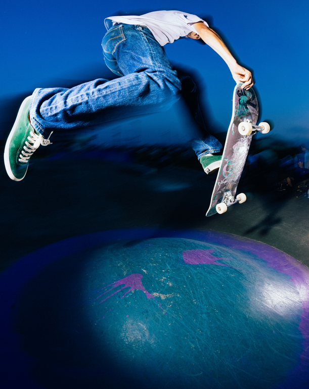 Last Resort AB VM001 Lo Suede - People Skate and Snowboard