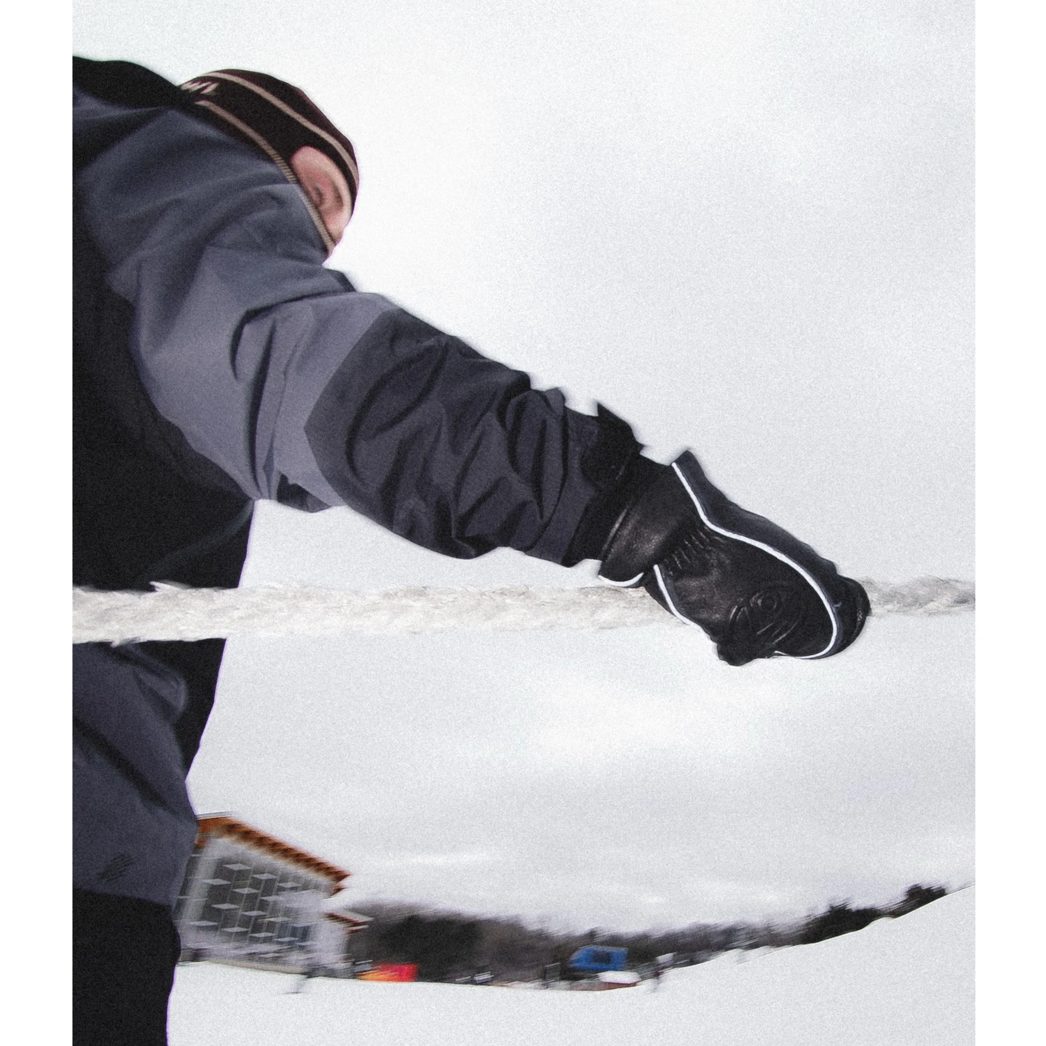 Howl Supply x Public Highland Mitt - People Skate and Snowboard