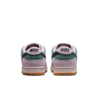 Nike SB Dunk Low Pro - People Skate and Snowboard