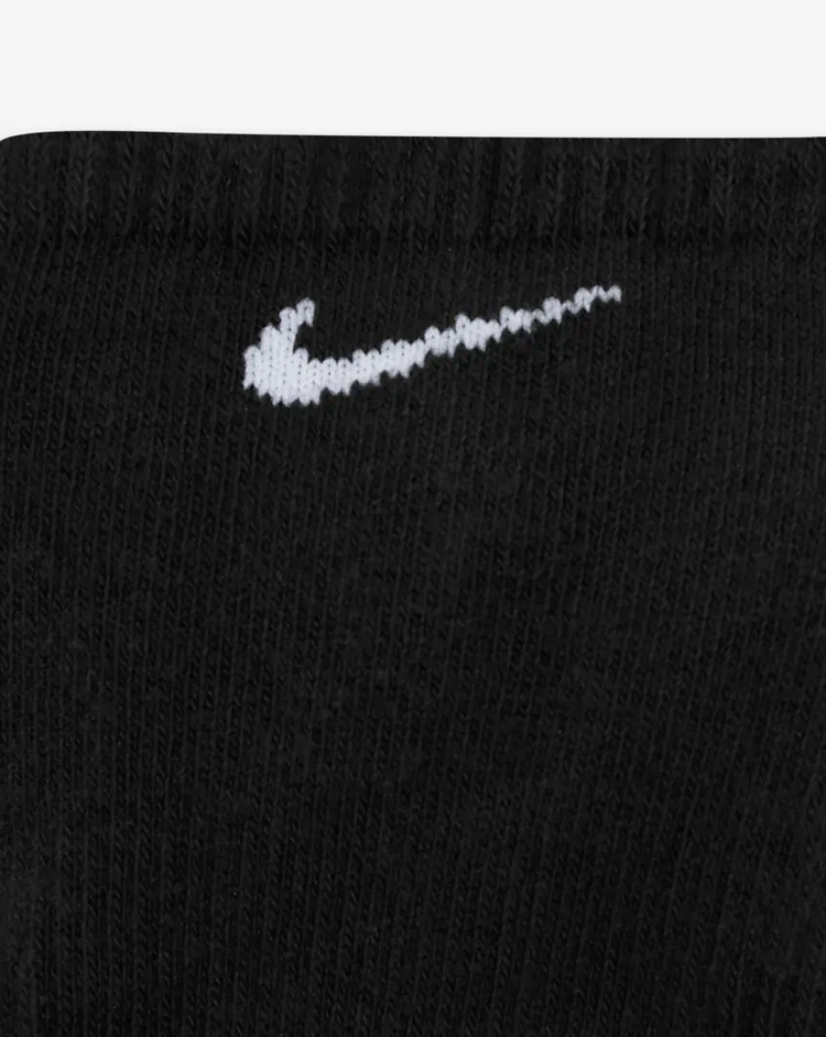 Nike Everyday Plus Cushion Socks 3 Pack - People Skate and Snowboard